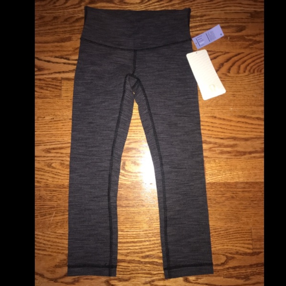 Lululemon workout leggings